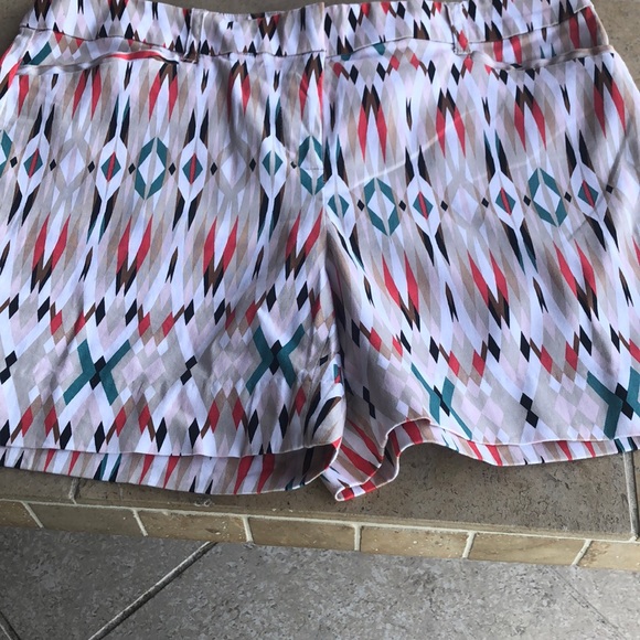 White House Black Market Pants - WHBM Shorts  Multi Colored  Size 8